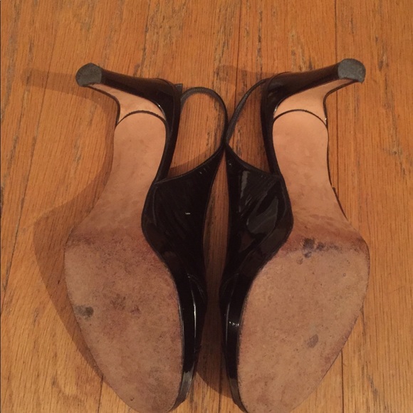 Stuart Weitzman Slingback Peep Toe Patent Leather - Picture 7 of 7